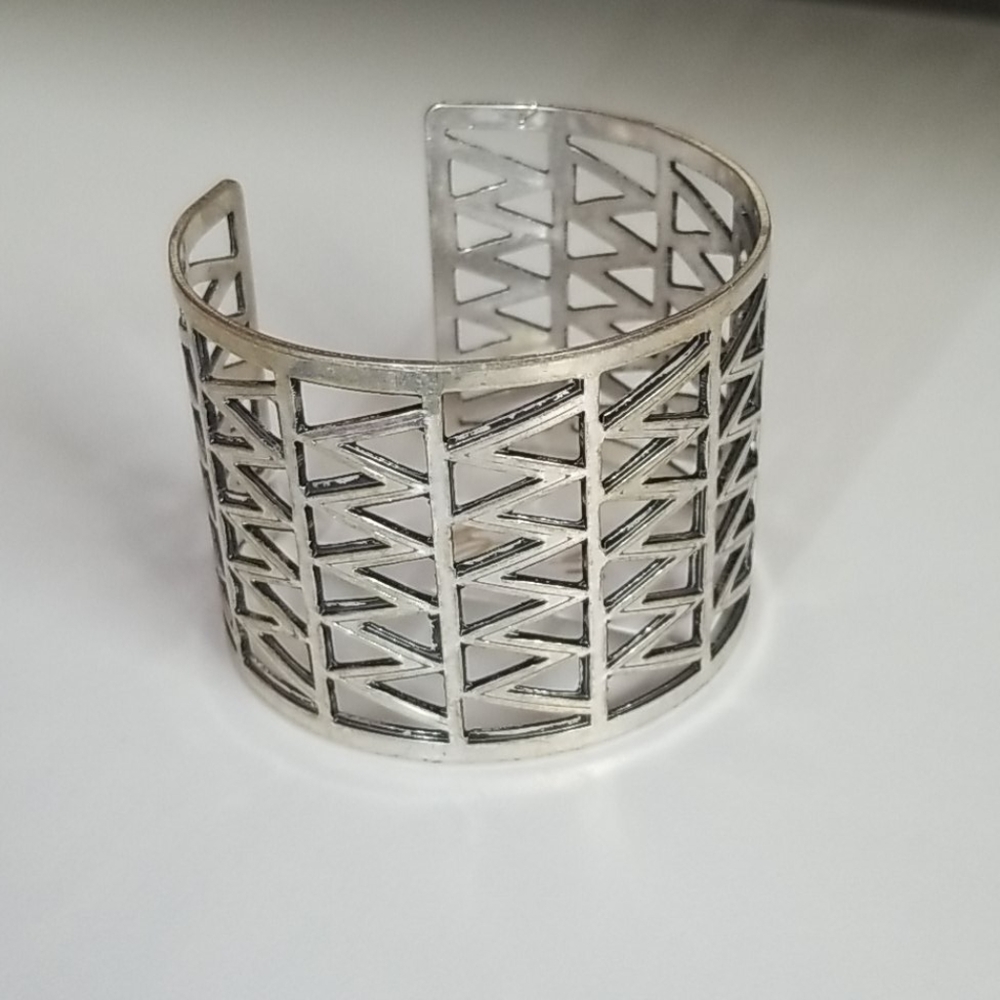 Cuff bracelet never before worn NWT